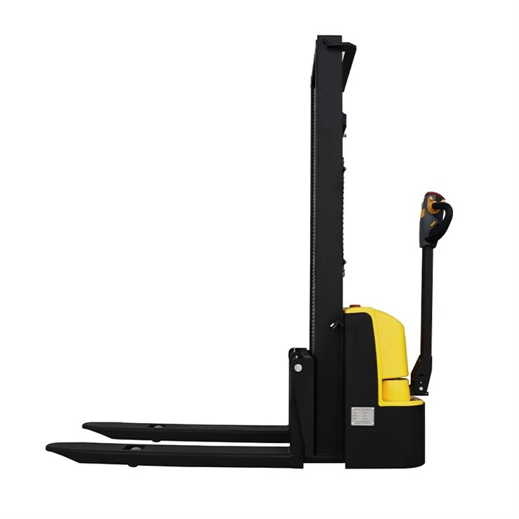 1500kg Electric Stacker