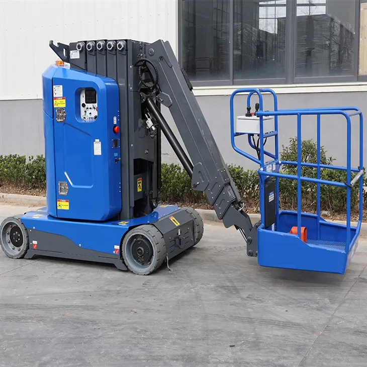 Самоходен-вертикален мачтов подемник със стрела