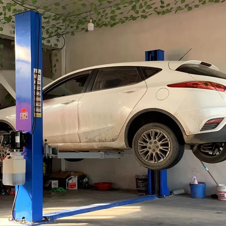 Двустойков асансьор